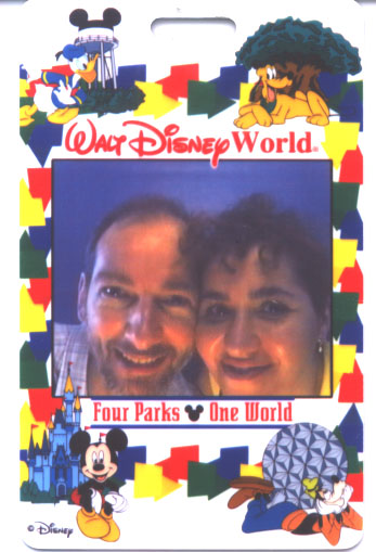xmas-disney.jpg (86160 bytes)